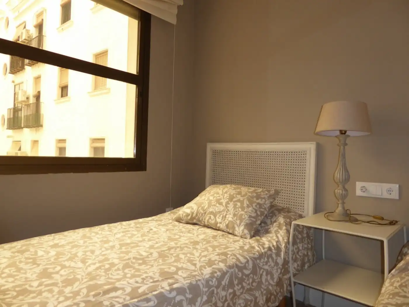 Bedroom of Apartments for rent in Jerez de la Frontera  with Air Conditioner and Parquet flooring