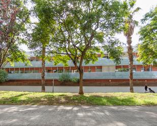 Exterior view of Flat for sale in  Barcelona Capital  with Air Conditioner and Terrace