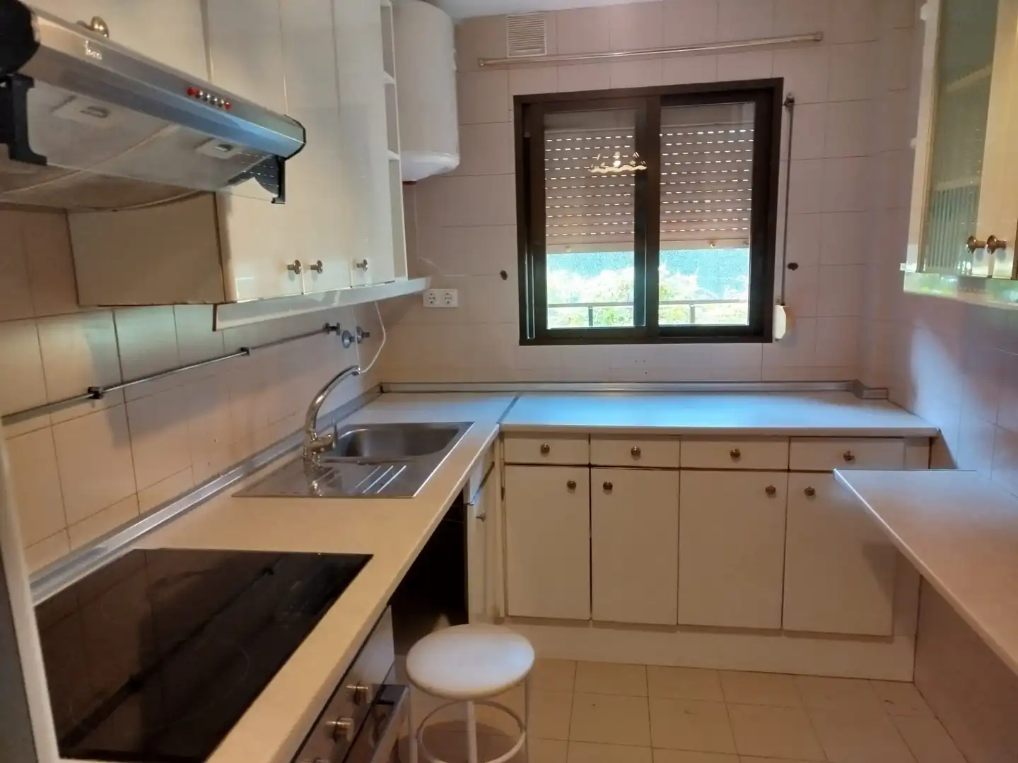 Kitchen of Detached homes for sale in Boadilla del Monte  with Heating, Private garden and Parquet flooring