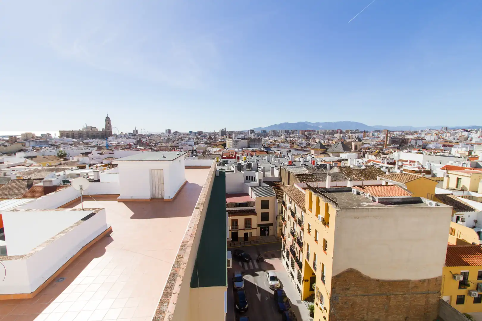 Exterior view of Flat for share in Málaga  with Air Conditioner, Heating and Furnished