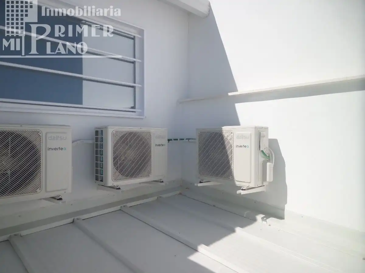 Terraza de Oficina en venta en Tomelloso con Aire acondicionado