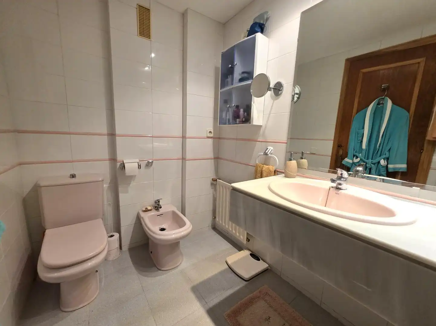 Baño de Piso en venta en Castellón de la Plana / Castelló de la Plana con Calefacción, Jardín privado y Trastero