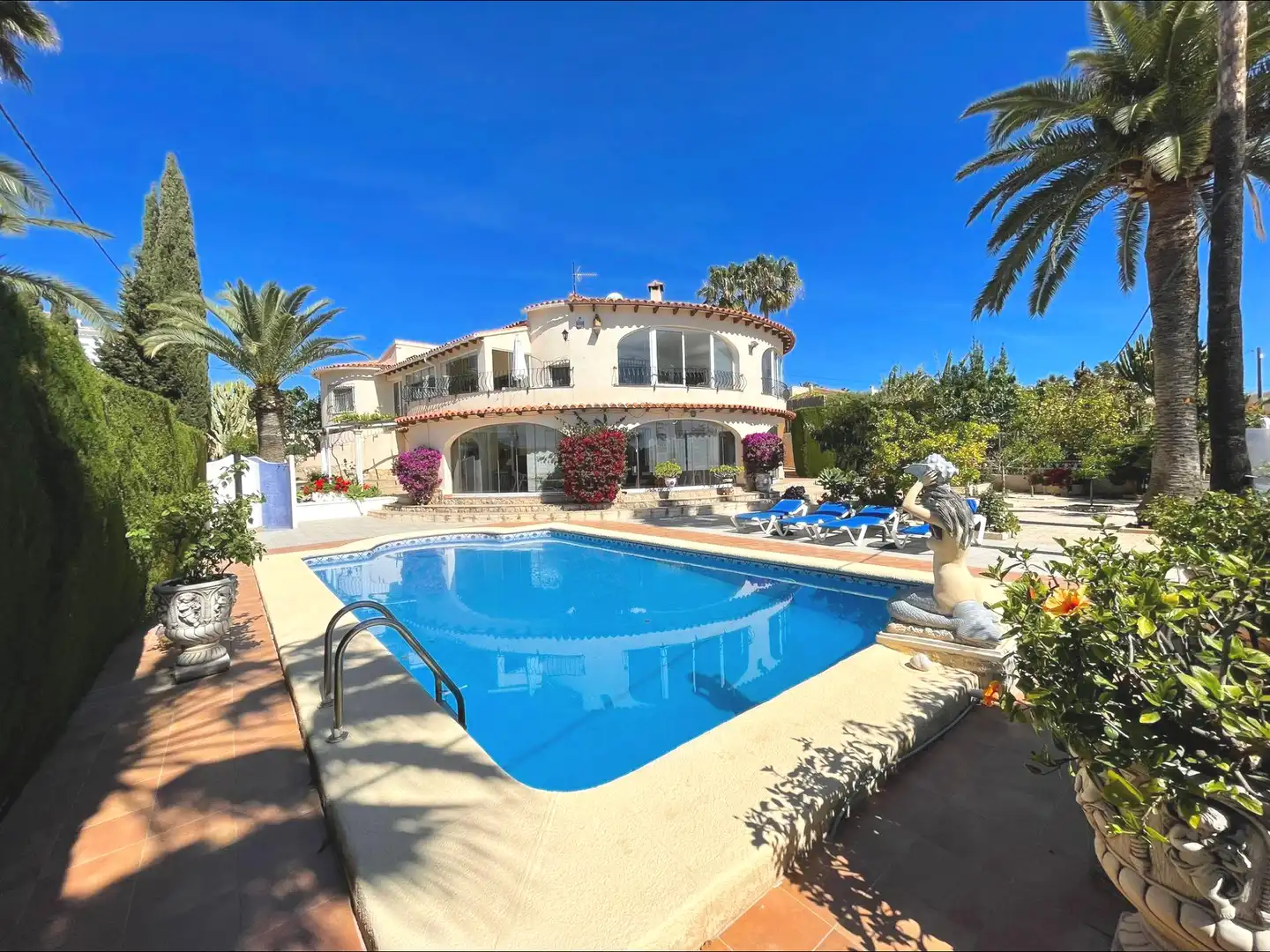 Villa avec piscine à vendre à Marisol Park - Ortembach - Los Almendros