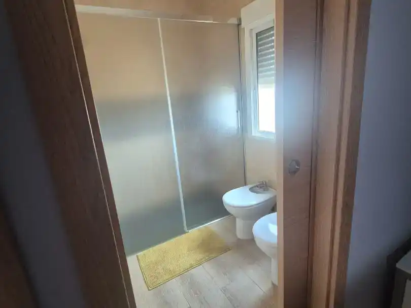 Bany de Casa o xalet en venda en Navalvillar de Pela amb Aire condicionat