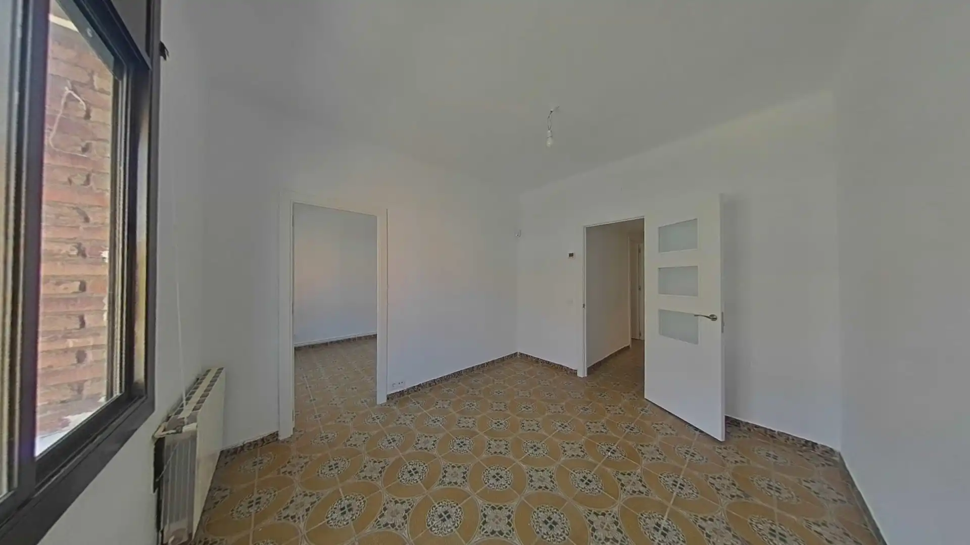 Piso en venta en C/ Canigó, imagen 3