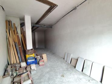 Local comercial en venta en de Valencia 7