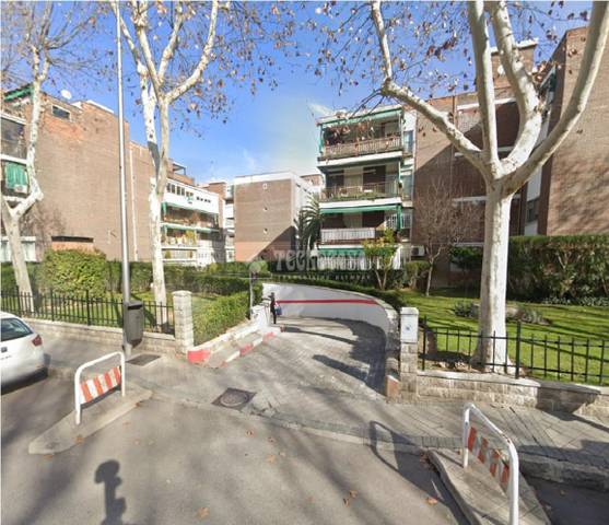 Garaje en Venta en Alameda de Osuna