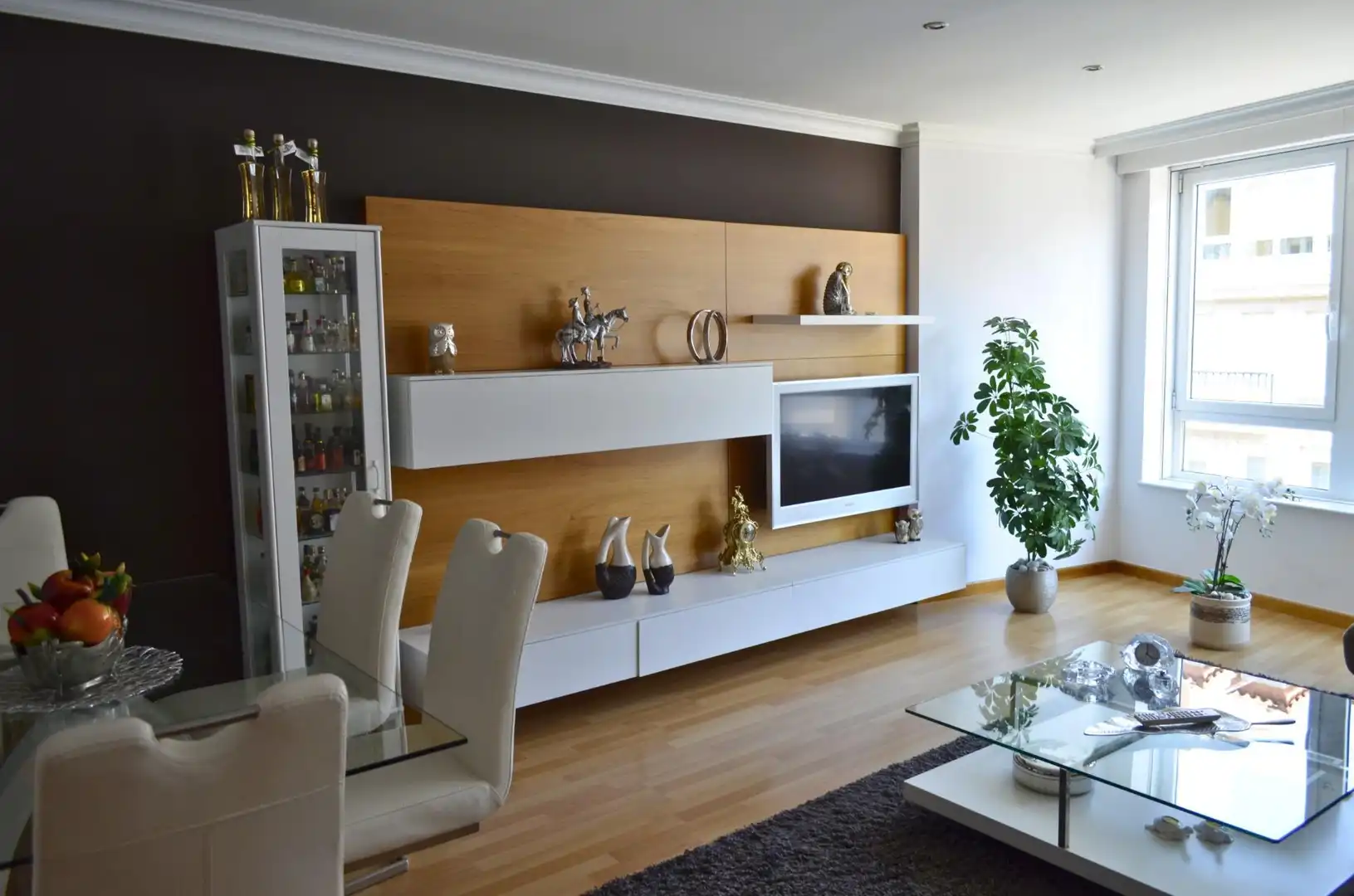 Living room of Flat for sale in Carballo  with Heating, Storage room and Furnished
