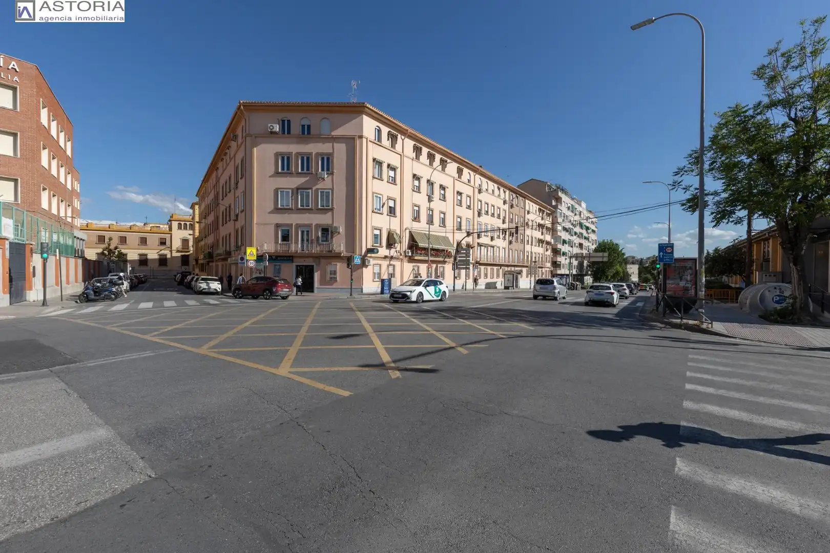 Außenansicht von Wohnung zum Verkauf in Granada mit Klimaanlage und Heizung