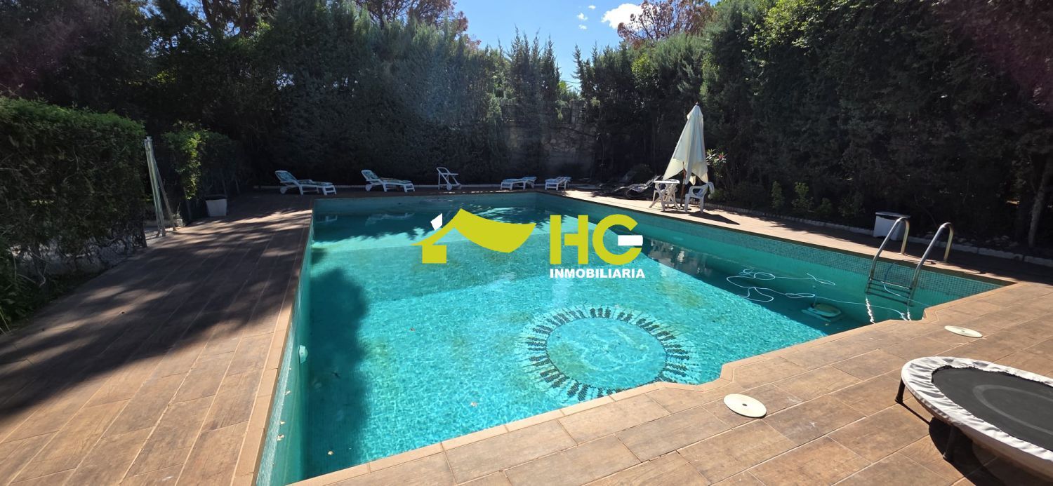 Piscina de Apartament de lloguer en Villaviciosa de Odón amb Calefacció i Terrassa