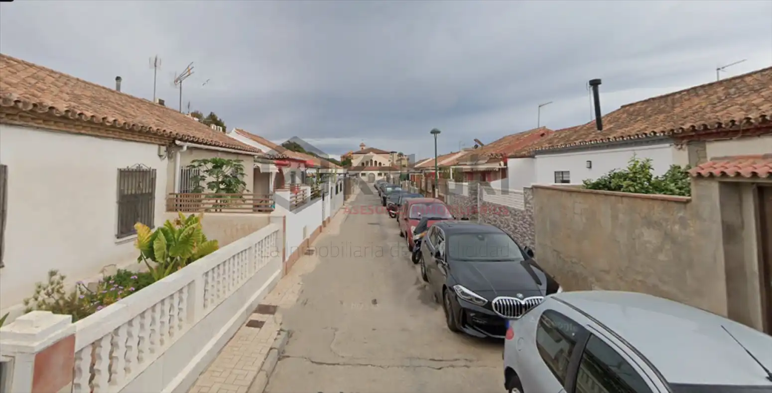 Casa en venda a CL VIRGEN DE LAS LAGRIMAS