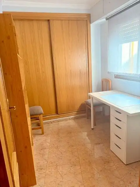 Habitación de Piso en venta en Valencia con Aire acondicionado y Balcón