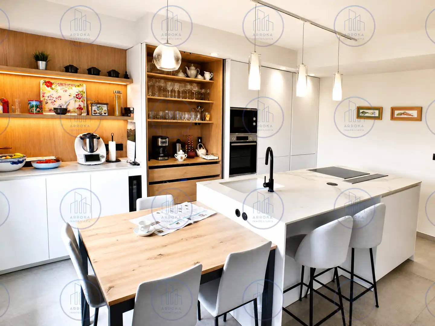Cocina de Casa adosada en venta en Donostia - San Sebastián  con Calefacción, Jardín privado y Terraza