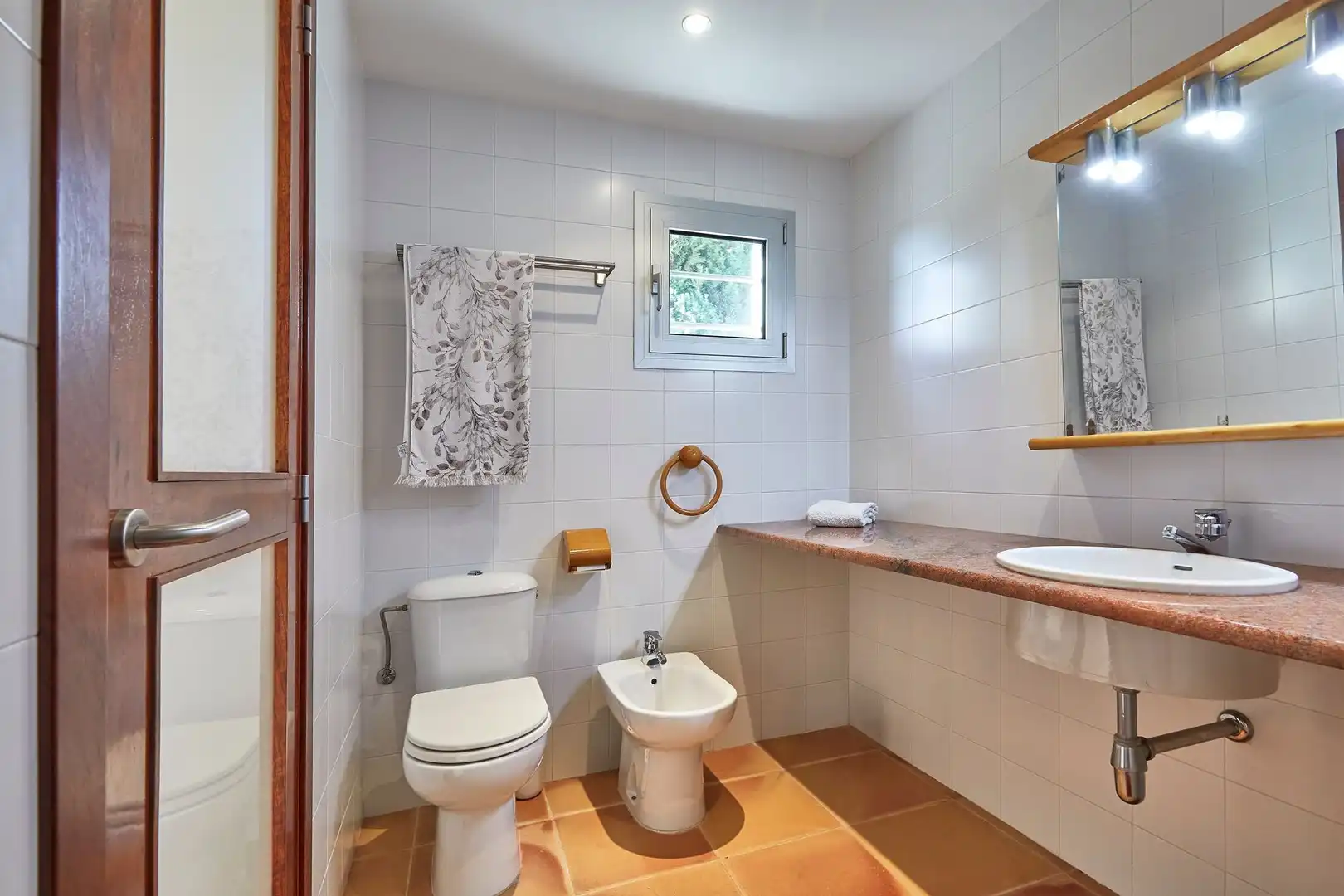 Badezimmer von Haus oder Chalet zum Verkauf in Premià de Dalt mit Klimaanlage, Heizung und Privatgarten