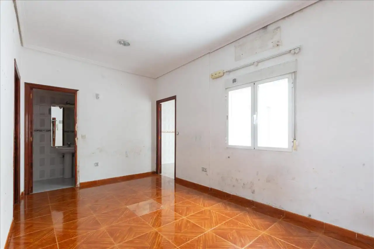Piso en venta en  Madrid Capital con Terraza