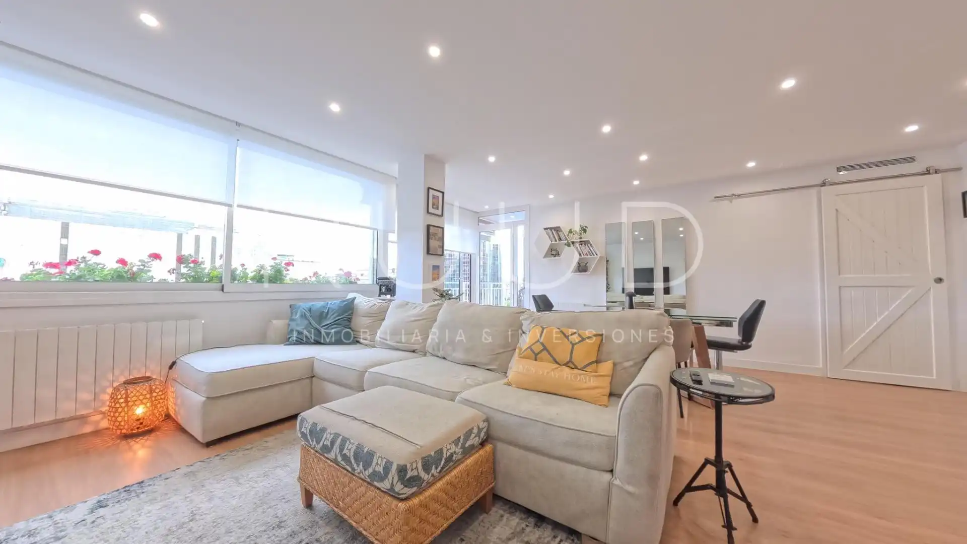 Sala de estar de Piso de alquiler en Barcelona con Aire acondicionado, Calefacción y Parquet
