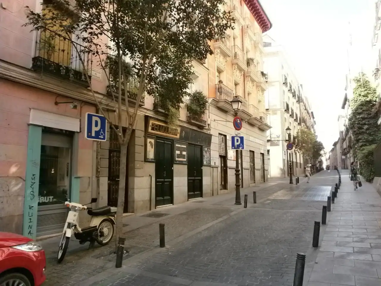 Vista exterior de Local de alquiler en Madrid con Aire acondicionado y Calefacción