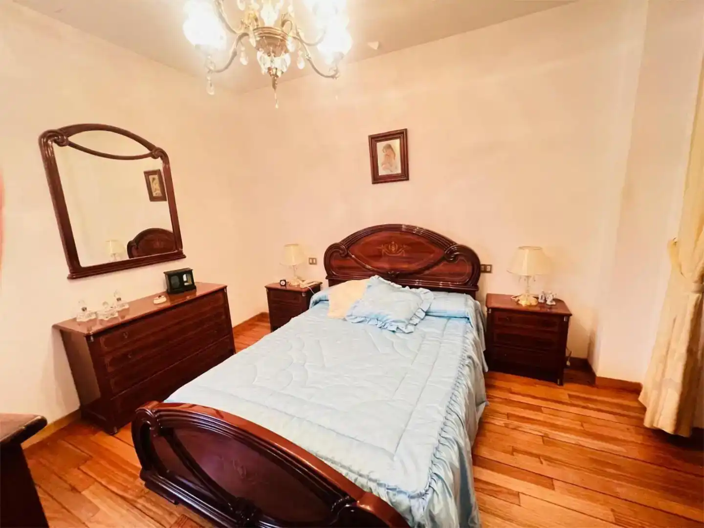 Habitación de Piso en venta en Quiroga con Parquet, Trastero y Amueblado