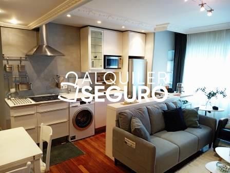 Flat to rent in Portal del Rey , Ensanche