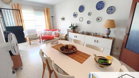 Foto 3 de Piso en venta en De Málaga, Centro, Chipiona