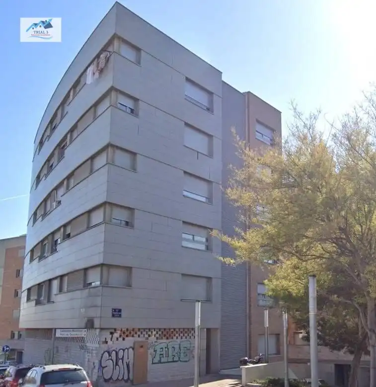 Vista exterior de Pis en venda en Terrassa
