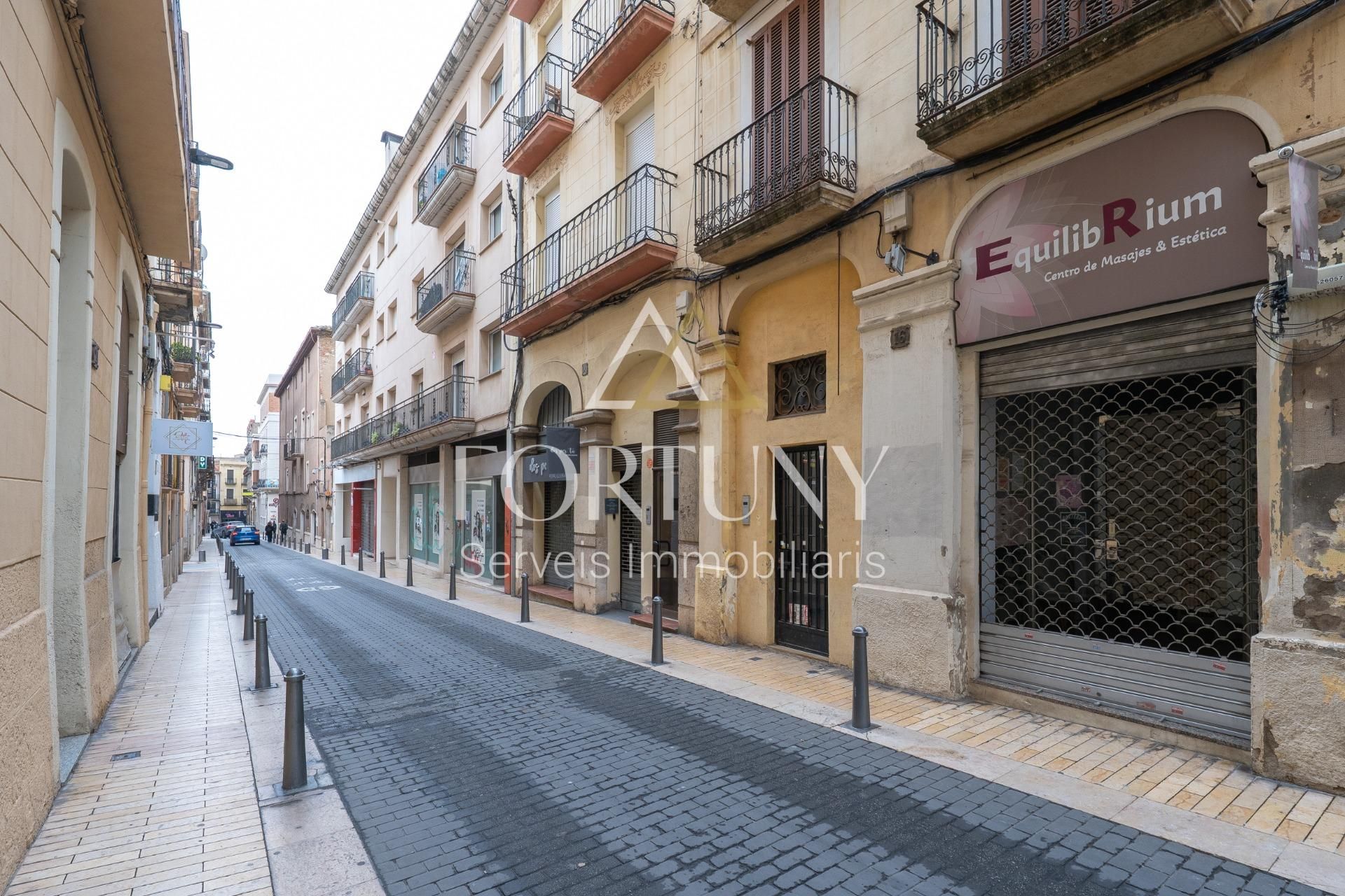 Vista exterior de Pis en venda en Reus amb Balcó