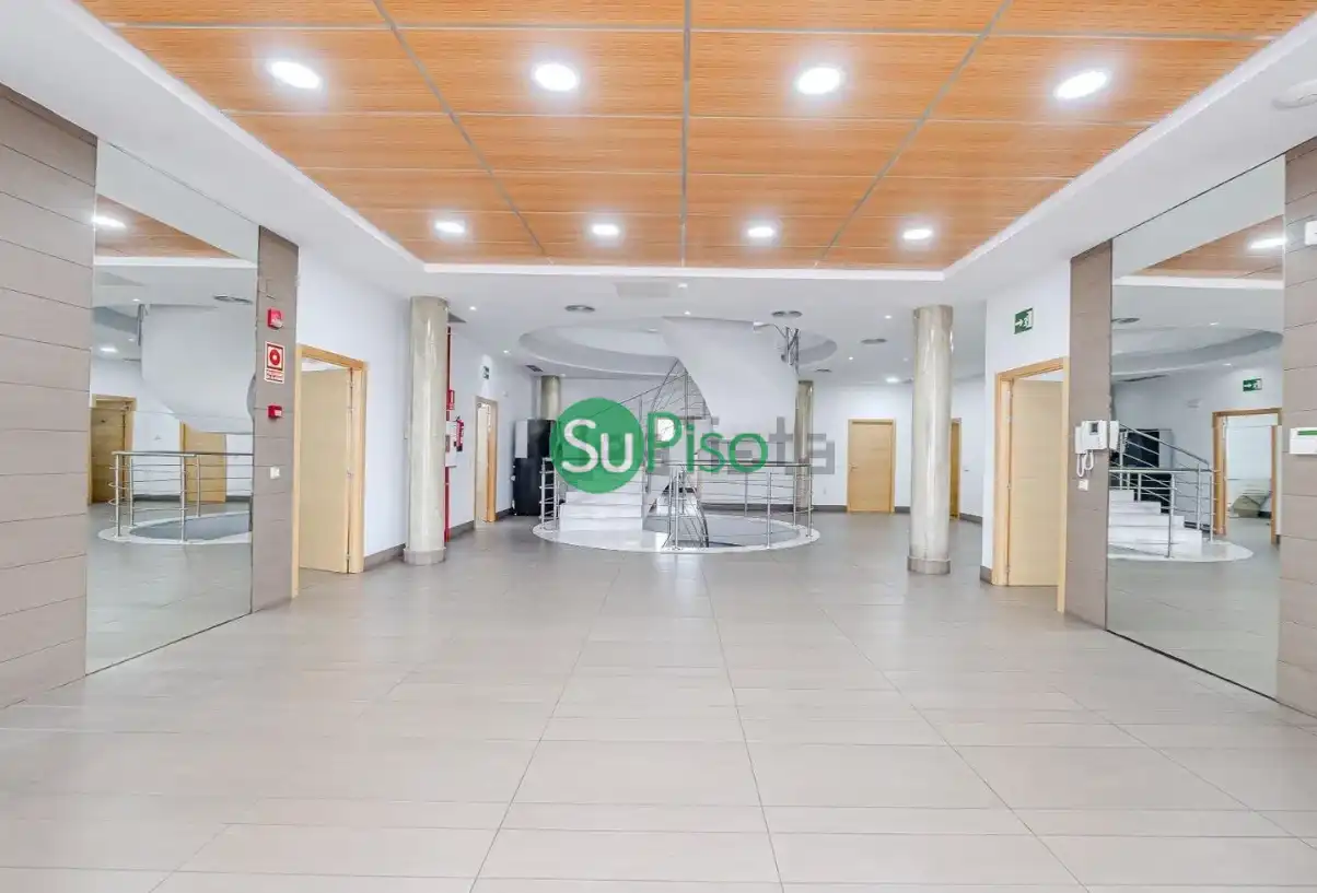Locale commerciale in vendita a Calle Holanda 5, imagen 6