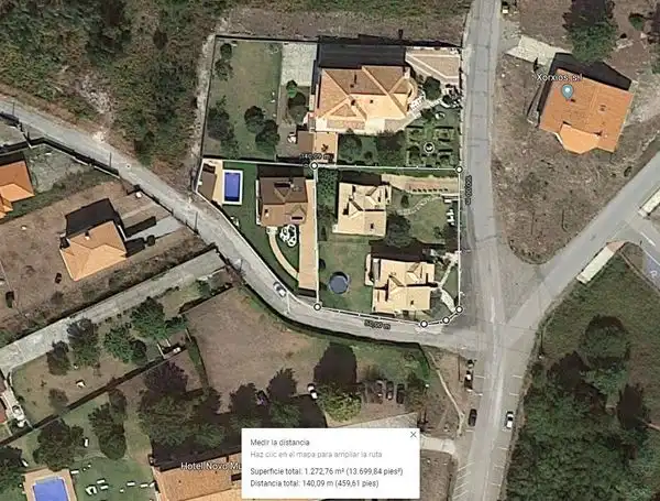 Vista exterior de Casa o xalet en venda en A Guarda   amb Calefacció, Jardí privat i Parquet