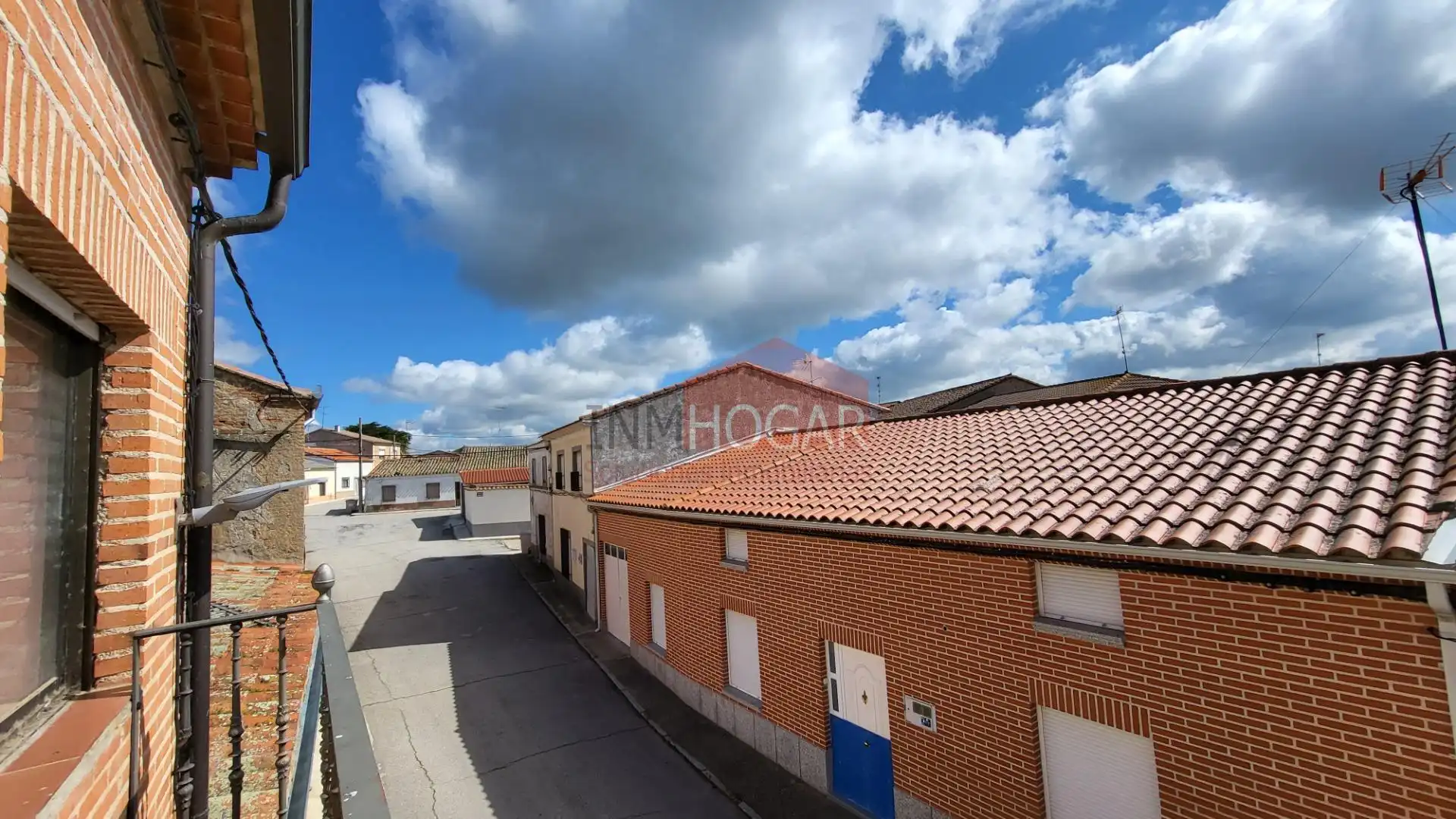 Vista exterior de Casa o chalet en venta en Aldeaseca de la Frontera con Terraza, Amueblado y Balcón