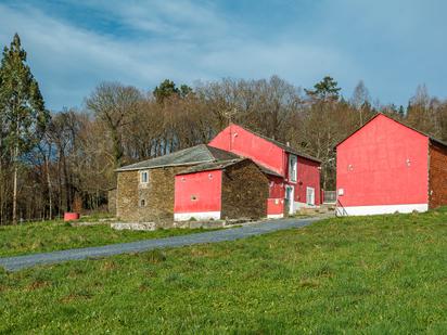 Außenansicht von Country house zum verkauf in Pol mit Möbliert