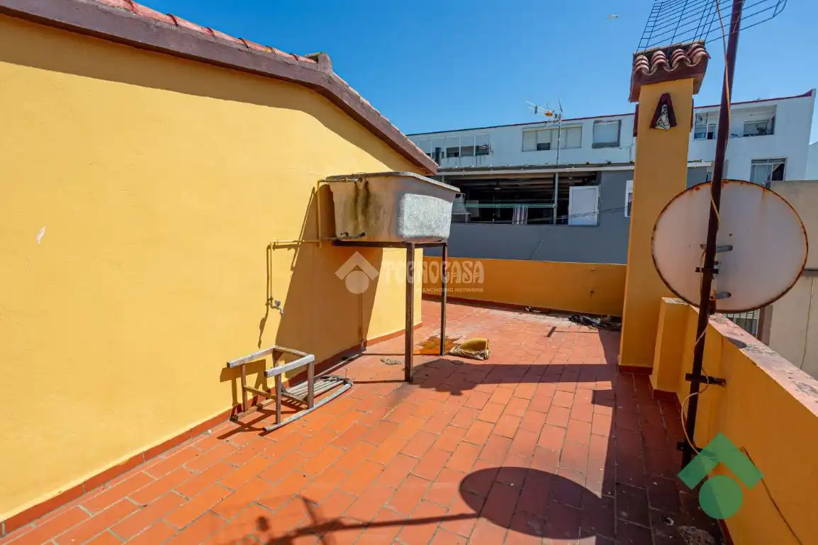 Terrassa de Casa adosada en venda en Algeciras amb Terrassa