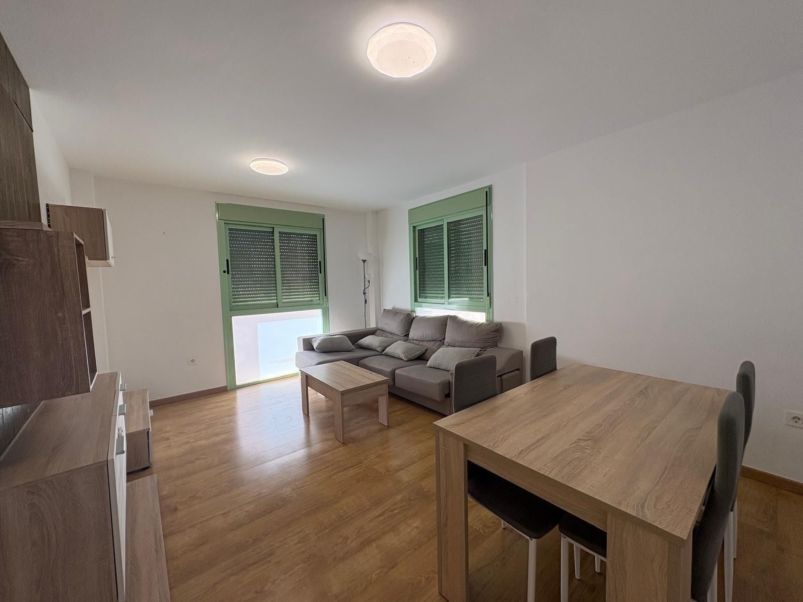 Sala d'estar de Pis en venda en Puerto Lumbreras amb Aire condicionat i Moblat