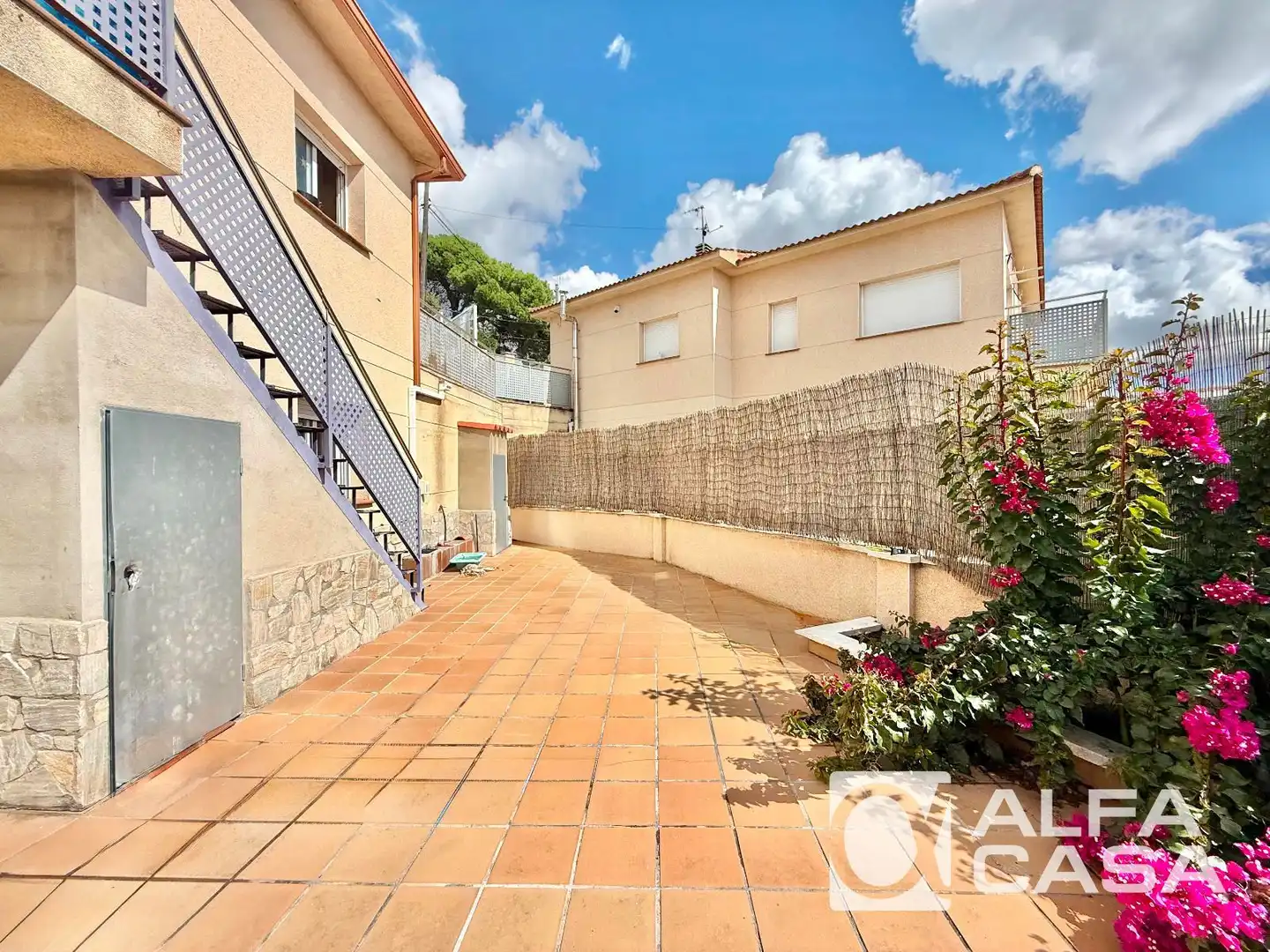 Vista exterior de Casa o chalet en venta en Lloret de Mar con Trastero, Amueblado y Horno