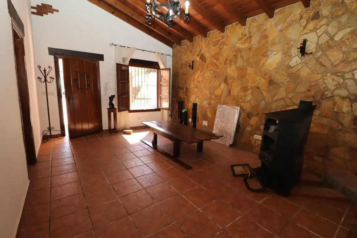 Casa o chalet de alquiler en Alhaurín El Grande con Aire acondicionado, Jardín privado y Piscina