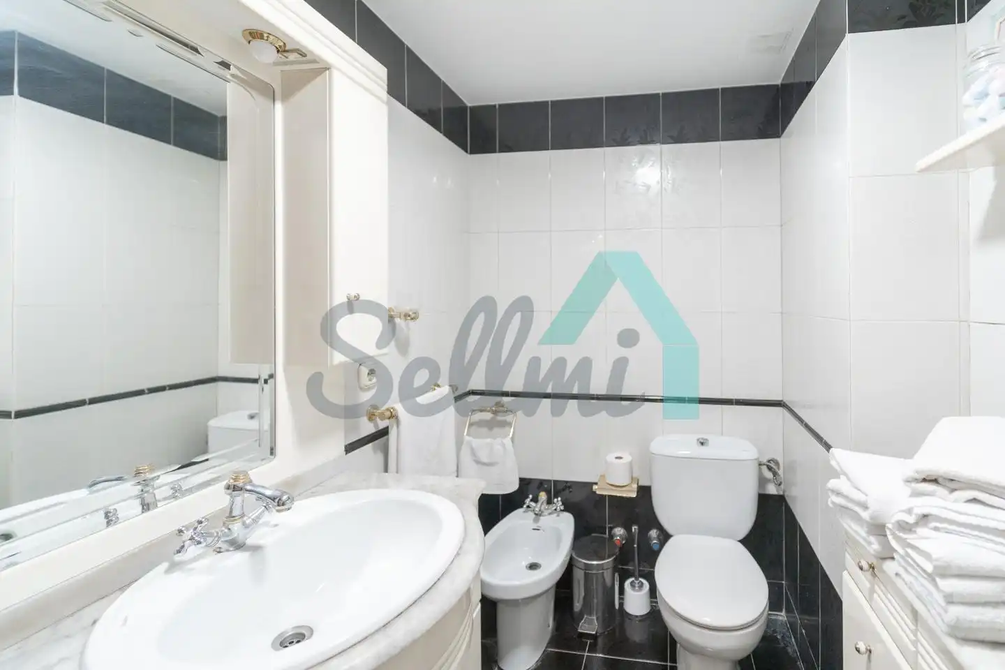 Dúplex en venta en Ramón Menéndez Pidal, Parres