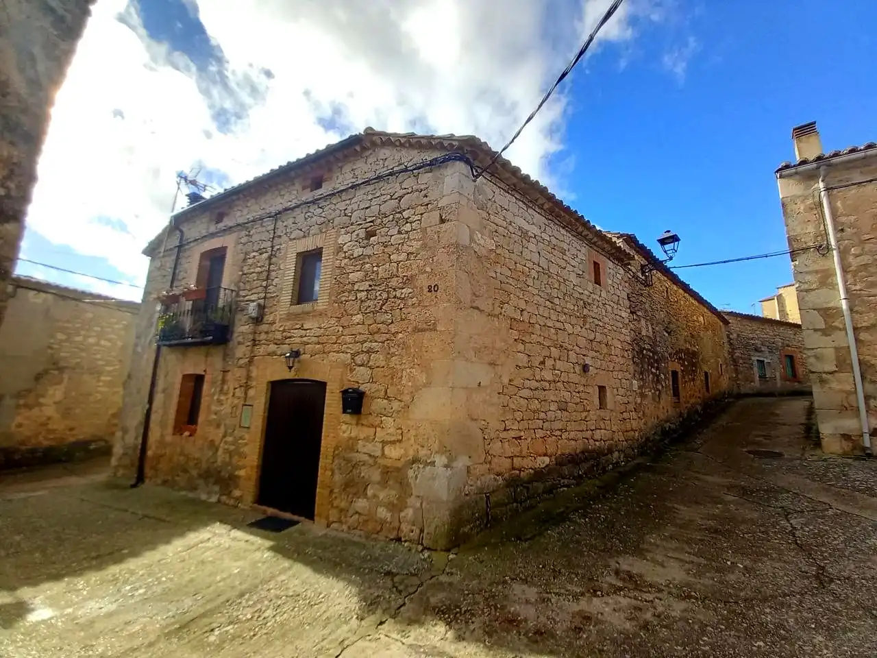 Vista exterior de Casa o xalet en venda en Baraona amb Traster i Balcó