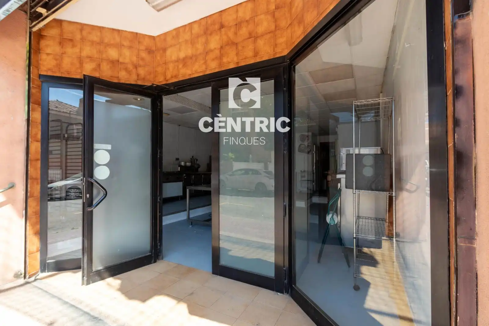 Locale commerciale in vendita a Centre - Sant Oleguer, imagen 3