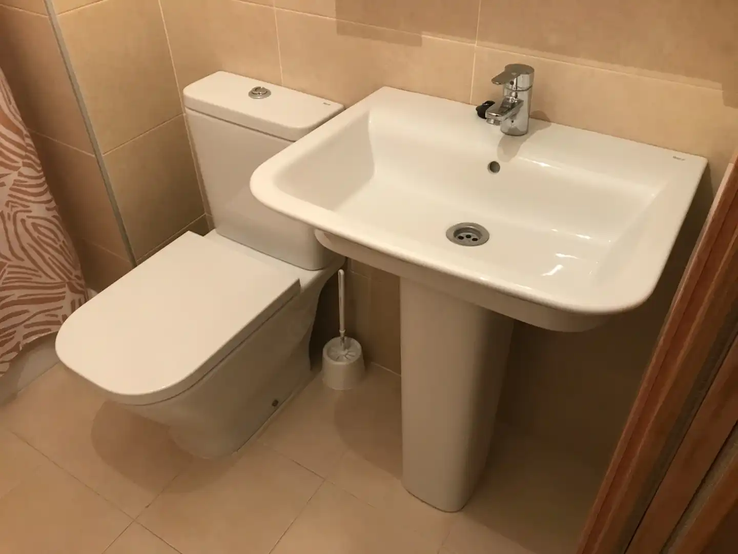 Badezimmer von Wohnung zur Miete in Maracena mit Heizung, Parkett und Terrasse