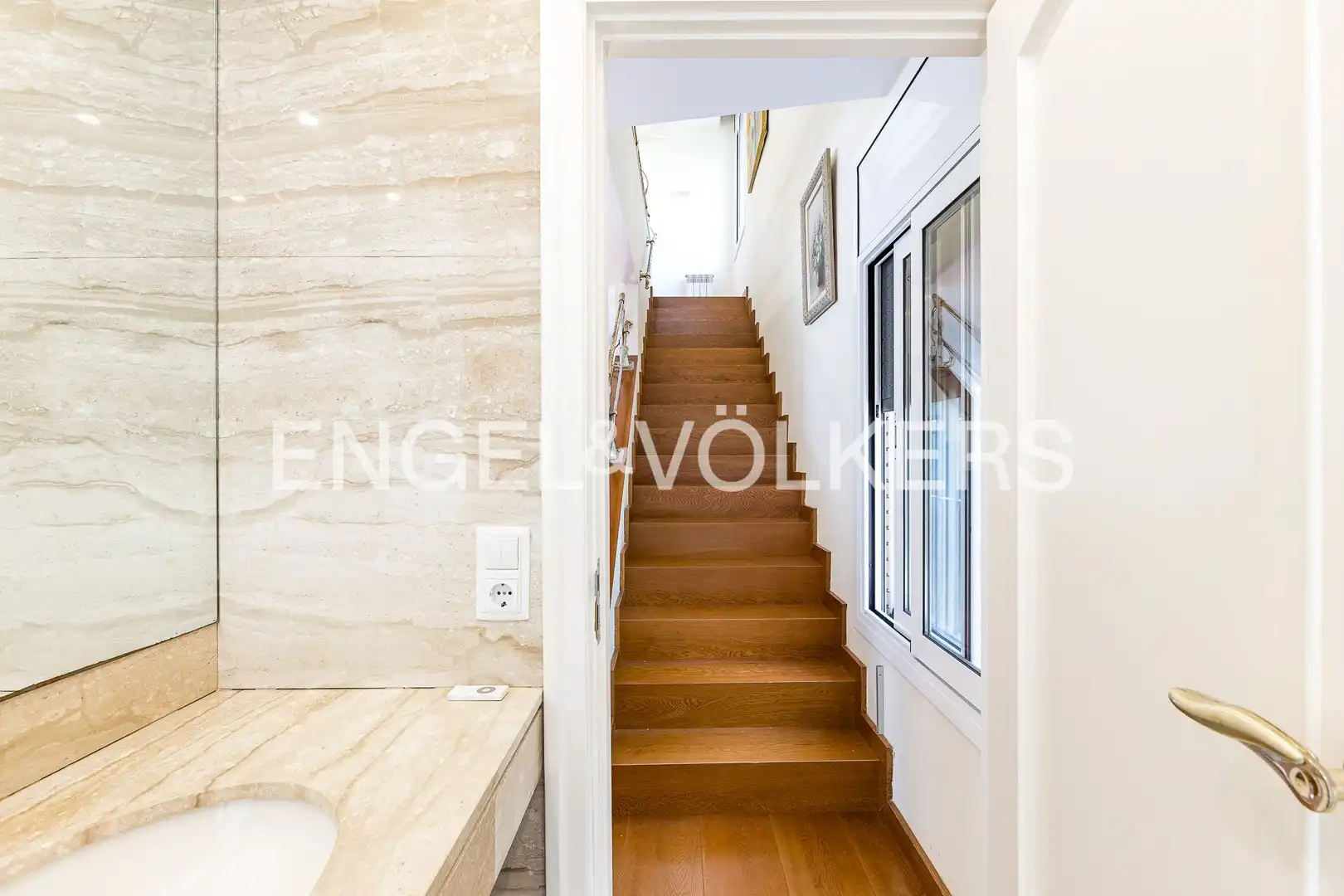 Country homes for sale in Vilanova i la Geltrú  with Air Conditioner, Heating and Private garden