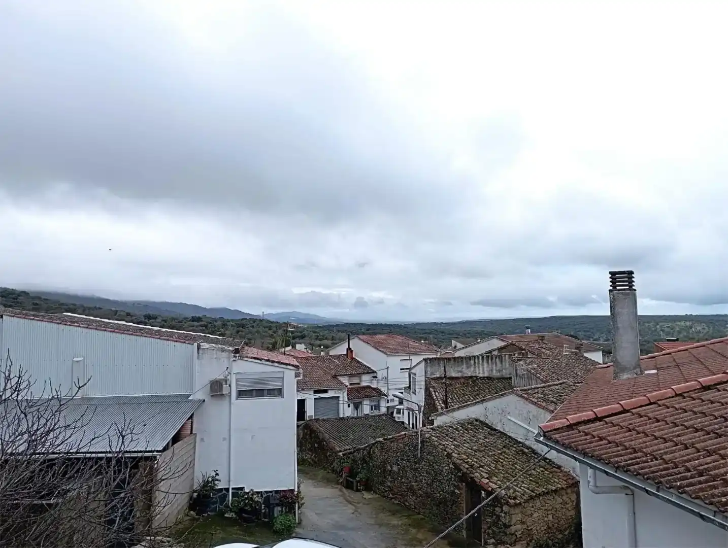 Vista exterior de Pis en venda en Villar de Plasencia amb Aire condicionat i Balcó