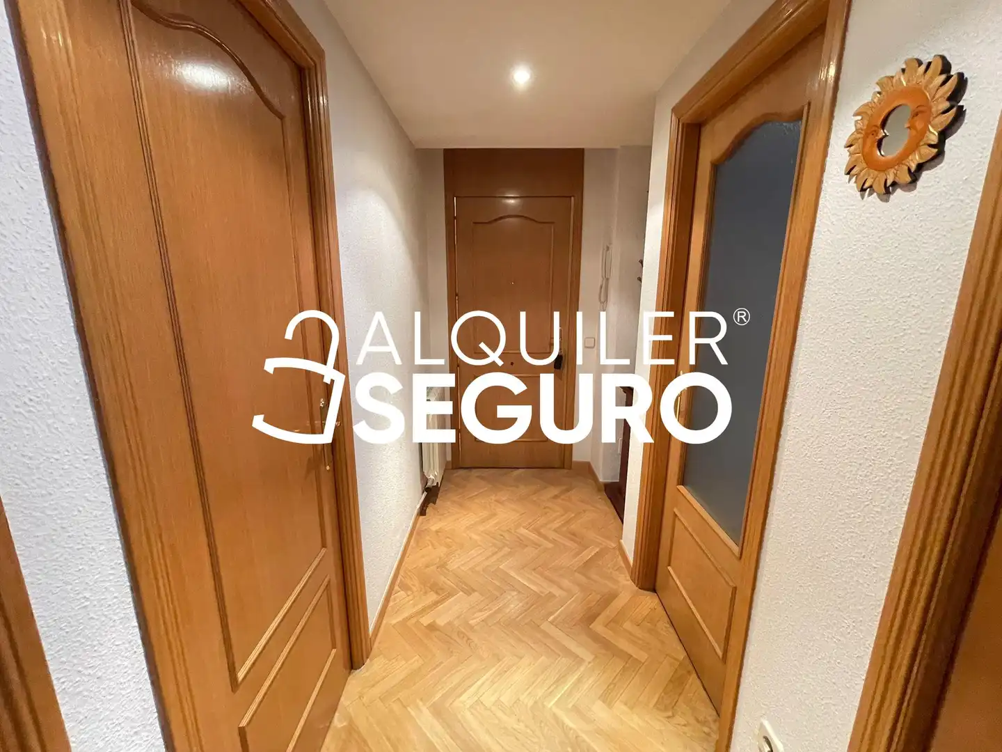 Piso de alquiler en Madrid con Calefacción, Trastero y Piscina