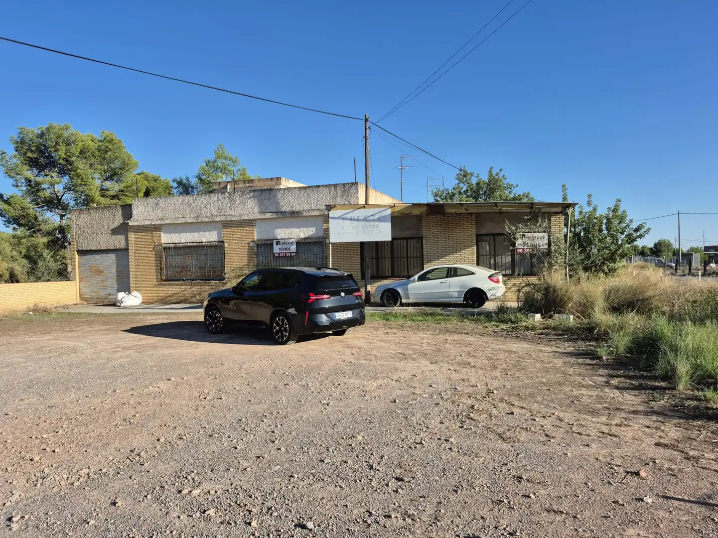 Vista exterior de Nau industrial en venda en Olocau, Valencia