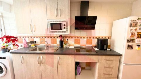 Photo 3 of Flat for sale in Calle Segovia, Peñamefecit - Avda Barcelona, Jaén Capital