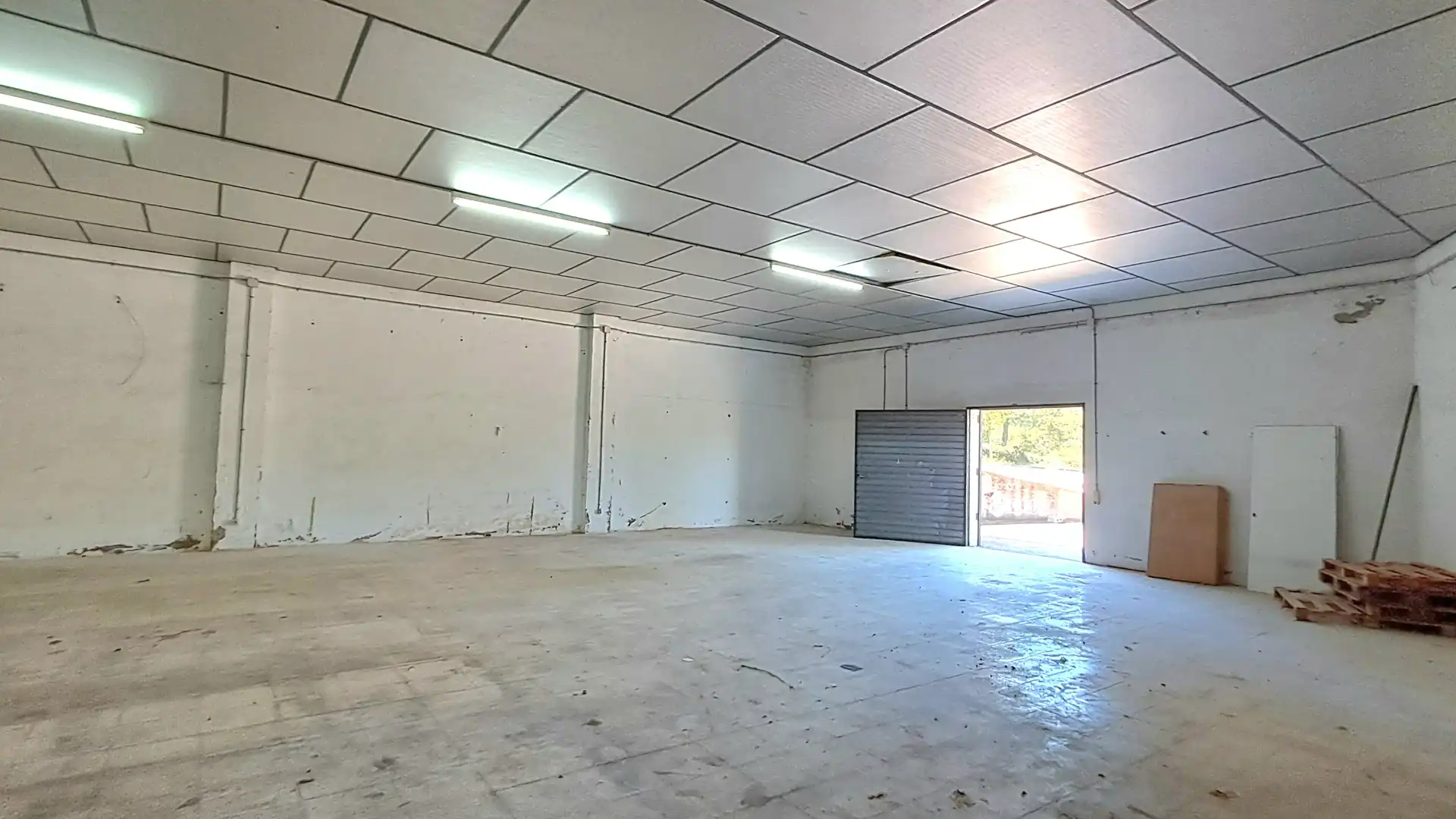Fabrikhallen zum Verkauf in Sant Llorenç Savall