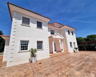 Vista exterior de Casa o xalet en venda en Alicante / Alacant amb Aire condicionat, Terrassa i Piscina