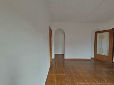 Piso en venta en C/ Tórtola - Col Alfredo Corral -