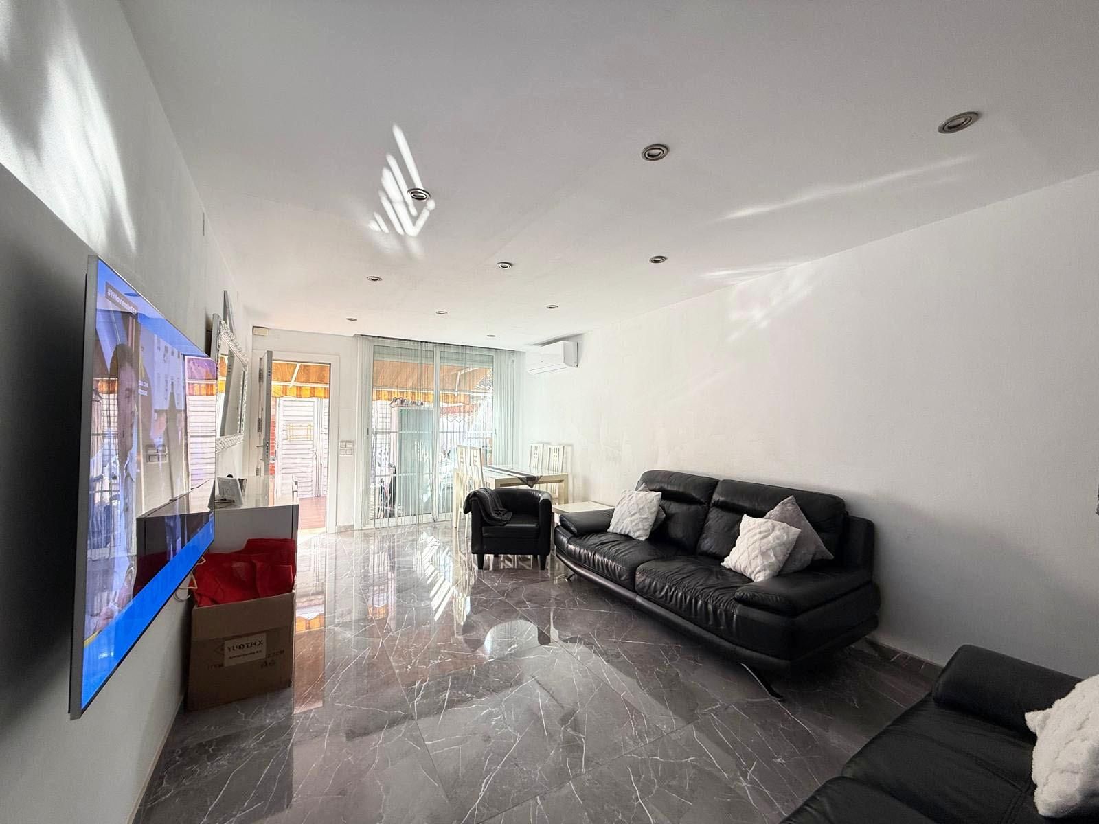 Sala de estar de Casa o chalet en venta en  Barcelona Capital