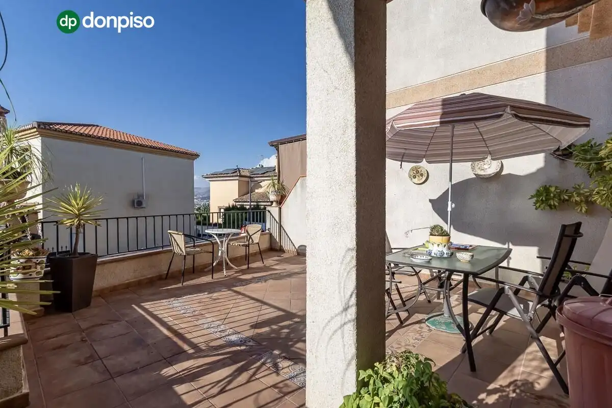 Casa con piscina en venta en Calle de las Cruces, imagen 4