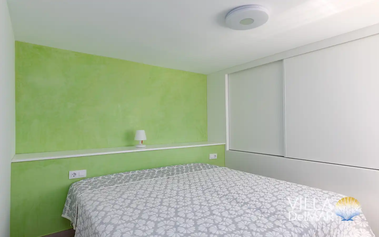 Bedroom of Houses for sale in Calpe / Calp  with Air Conditioner, Heating and Private garden