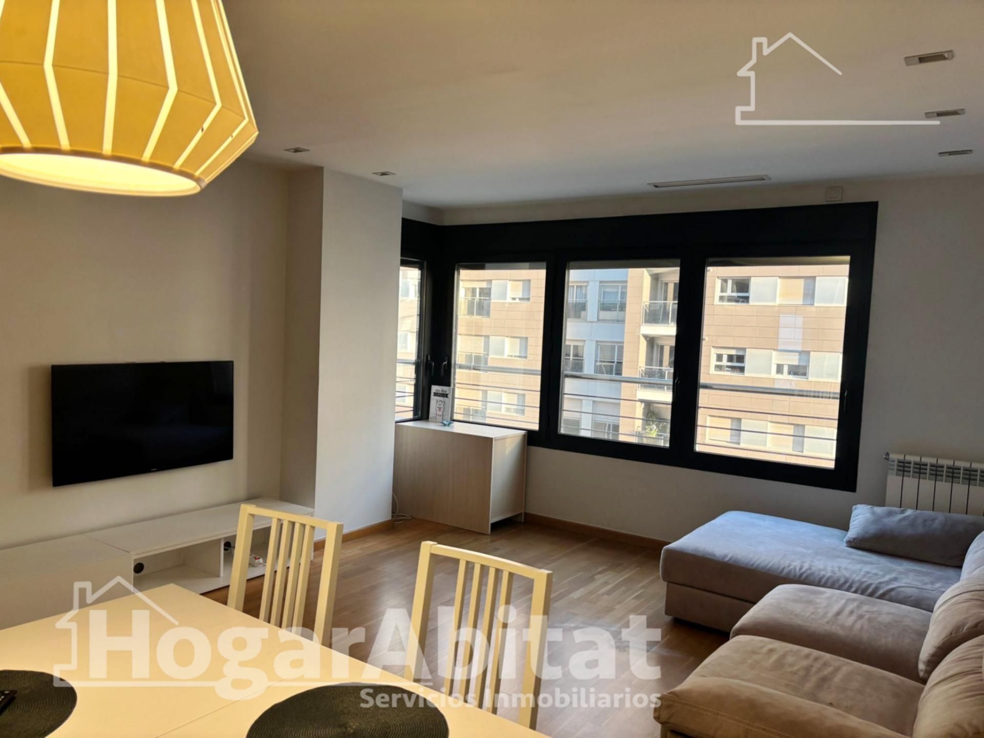Living room of Flat for sale in Castellón de la Plana / Castelló de la Plana  with Air Conditioner, Storage room and Furnished
